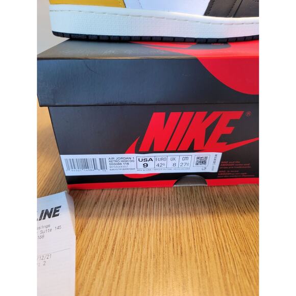 Nike Air Jordan 1 Retro Volt gold sz 9 - Picture 8 of 8